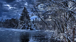 A Frozen River Wallpaper