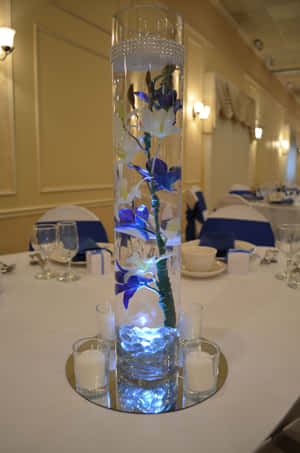 A Glass Flower Centerpiece For Any Occasion Wallpaper