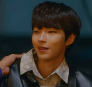 A Man With A Black Jacket And A Black Shirt Wallpaper