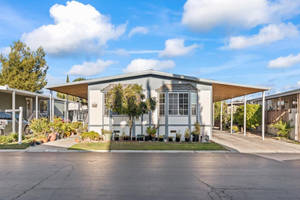 A Mobile Home In A Residential Neighborhood Wallpaper