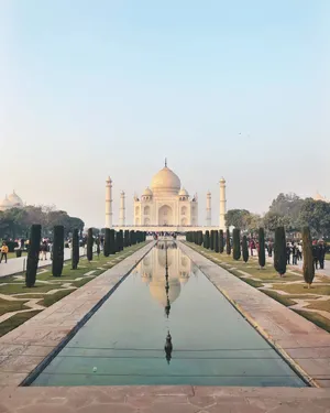 A Panoramic View Of The Taj Mahal Wallpaper