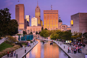 A Picturesque Day On The Downtown Indianapolis Canal Walk Wallpaper