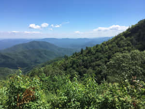 A Picturesque View Of The Majestic Blue Ridge Mountains Wallpaper