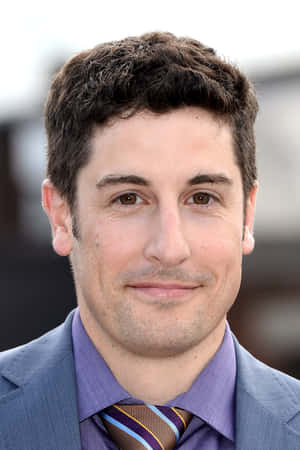 A Portrait Shot Of Jason Biggs At An Event Wallpaper