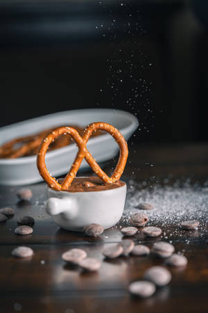 A Pretzel On A Tiny Pot Wallpaper