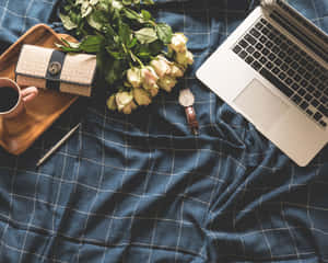 A Stunning Sunrise Over The City Wallpaper