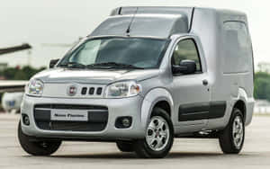 A Stylish And Versatile Fiat Fiorino Van Wallpaper