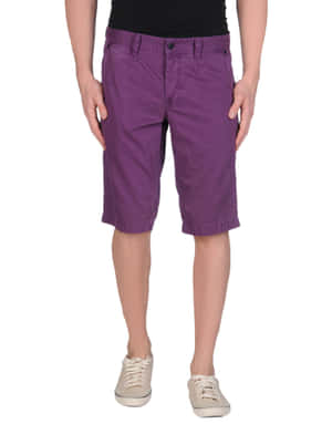 A Stylish Pair Of Purple Shorts For Your Everyday Look. Wallpaper