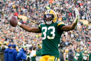 Aaron Jones, Running Back For The Green Bay Packers Wallpaper