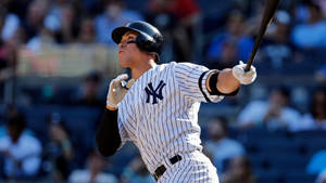 Aaron Judge Swinging Bat Wallpaper