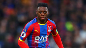 Aaron Wan-bissaka Puma Jersey Wallpaper