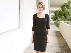 Abbie Cornish - Dazzling In Blue Wallpaper