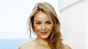 Abbie Cornish Radiant In Chic Attire Wallpaper