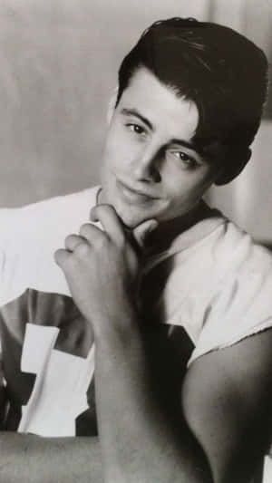 Actor And Comedian Matt Leblanc Strike A Posed Wallpaper