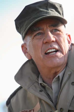 Actor And U.s. Marine Corps Veteran R. Lee Ermey. Wallpaper