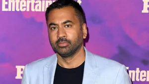 Actor Kal Penn Wallpaper