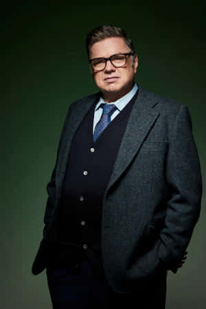 Actor Oliver Platt In A Monochrome Suit Wallpaper