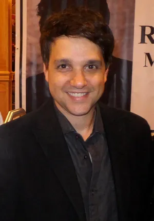 Actor Ralph Macchio Wallpaper