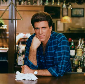 Actor Ted Danson Wallpaper