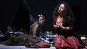 Actors Performing In La Scala Opera House Wallpaper