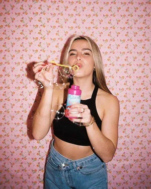 Addison Rae Bubbles Wallpaper