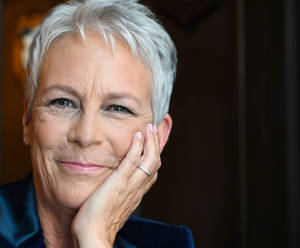 Adorable Jamie Lee Curtis Wallpaper