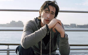 Adrien Brody Outdoors Wallpaper