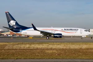 Aeromexico Airline Boeing 737-800 On Standby Wallpaper