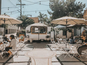 Aesthetic Coffee Shop In San Diego Wallpaper