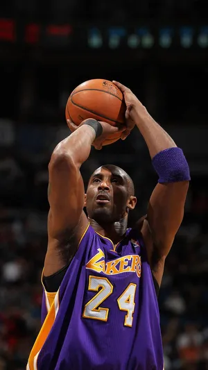 Aesthetic Kobe Bryant Shooting Wallpaper