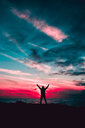 Aesthetic Sky And A Happy Person Wallpaper