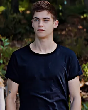 After Series Leading Man Hardin Scott Wallpaper