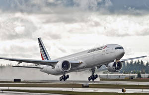 Air France Airline Boeing 777 Plane Flight Takeoff Wallpaper