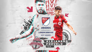 Alejandro Pozuelo Holding Mls Award For Toronto Fc In 2020. Wallpaper