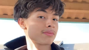 Alex Chino Casual Selfie Wallpaper