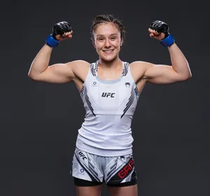 Alexa Grasso Wallpaper