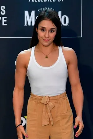 Alexa Grasso Wallpaper