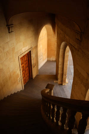 Alhambra Stairs Going Down Wallpaper