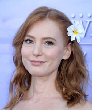 Alicia Witt Captivating Portrait Wallpaper