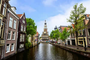 Alkmaar Canal Viewwith Historical Tower Wallpaper