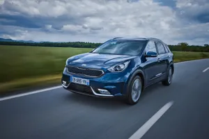 All-new Kia Niro On The Road Wallpaper