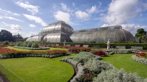 Allan Gardens Conservatory Exterior Wallpaper