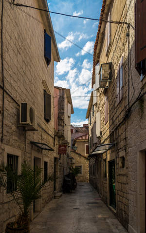 Alley In Croatia Wallpaper