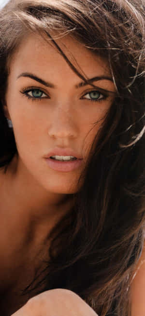 Alluring Makeup Megan Fox Iphone Wallpaper