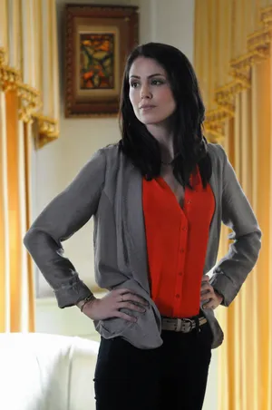 Alluring Michelle Borth Photo Shoot Wallpaper