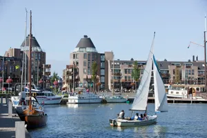 Almere Marina Sailing Activity Wallpaper