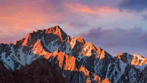 Alpenglow_on_ Mountain_ Peaks Wallpaper