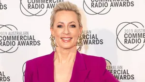 Amanda Keller Wallpaper