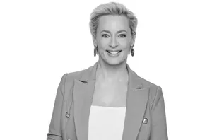 Amanda Keller Wallpaper