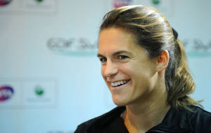 Amélie Mauresmo Smiling Wallpaper